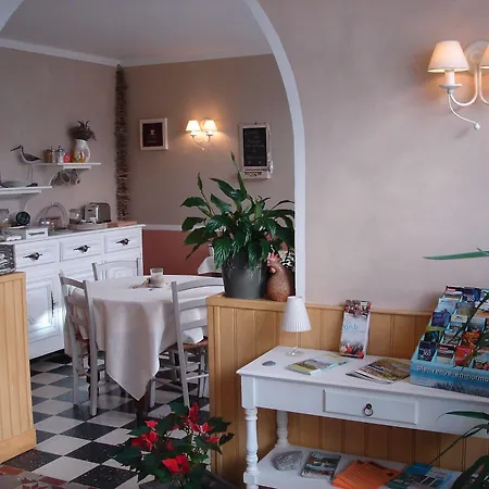 Hotel Des Falaises 2*