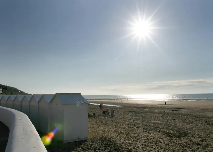 Des Falaises Szálloda 2*