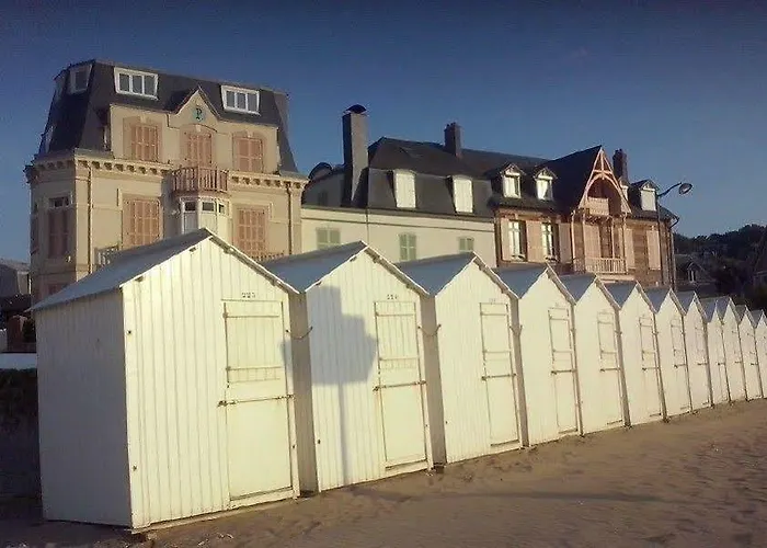 Des Falaises 2* Villers-sur-Mer