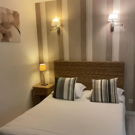 Hotel De La Plage Et Des Falaises, Villers Sur Mer 2*