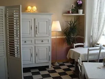Ξενοδοχείο Hotel De La Plage Et Des Falaises, Villers Sur Mer 2*